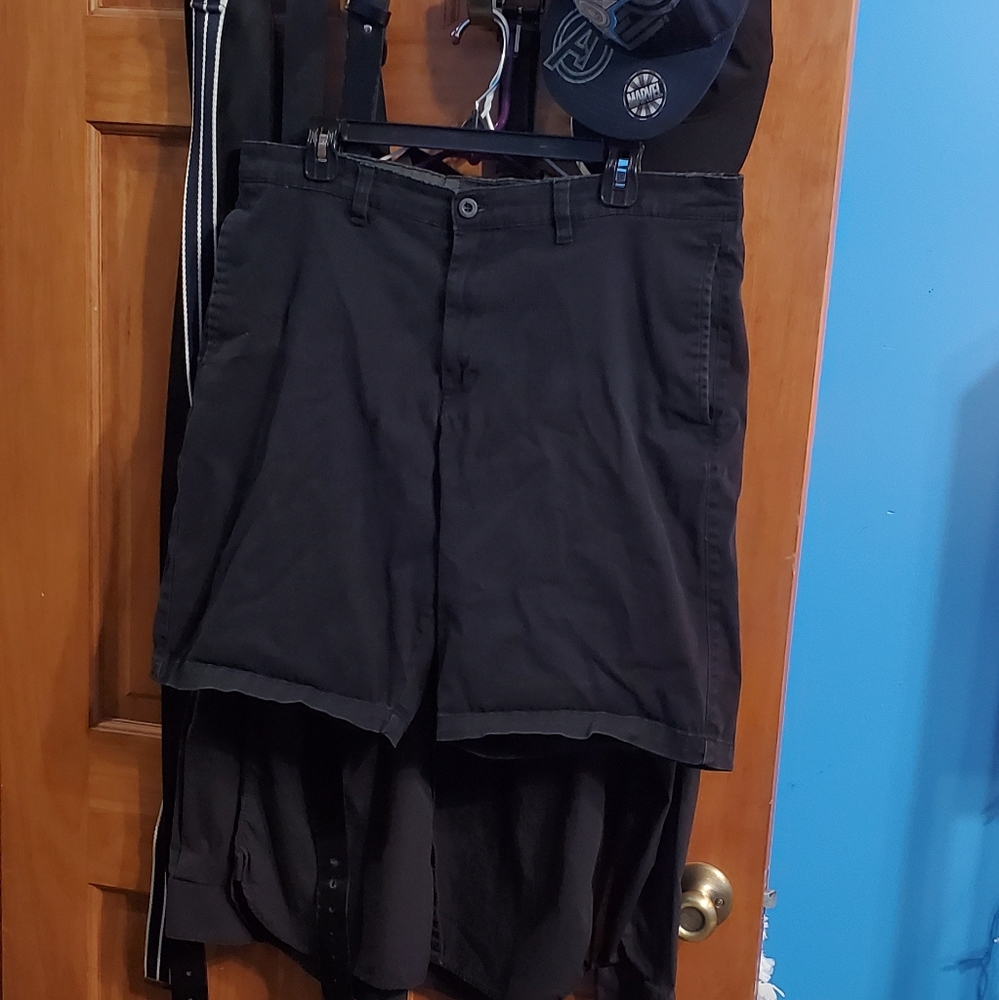 London Fog Shorts Size 36
